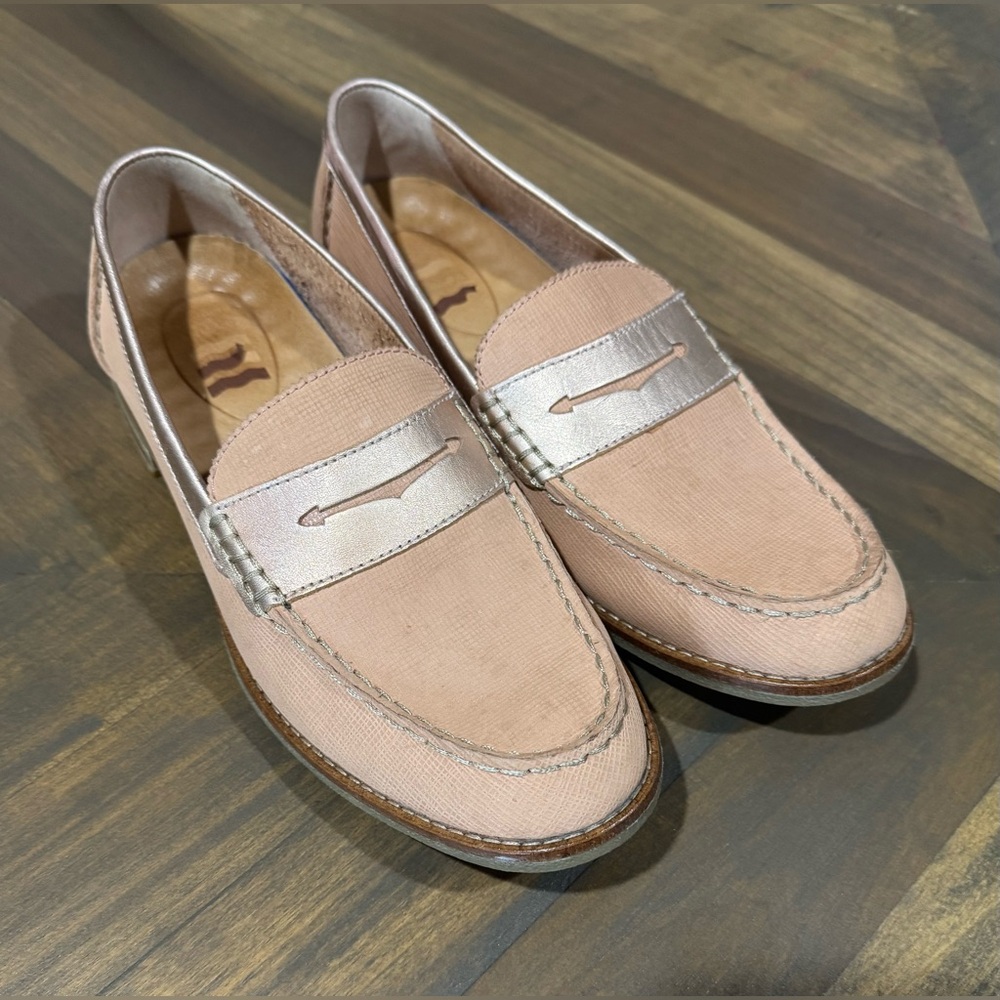 Sperry Brand Seaport Penny Plushwave Leather Loafers in Rose Gold Taupe Size 9